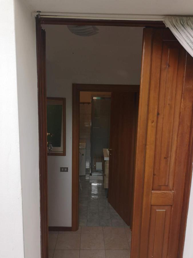 Bilocale Francesca Apartamento Erba Exterior foto